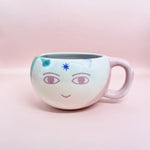Cargar imagen en el visor de la galería, Taza redonda - BUT FIRTS GRATITUDE - estrellita
