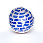 Load image into Gallery viewer, Ensaladera - frutero circular con piecitos Baditas azules
