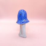 Cargar imagen en el visor de la galería, Honguito Oro - Sombrero azul - Inciensero
