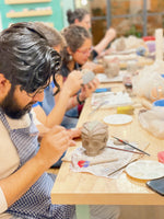 Cargar imagen en el visor de la galería, Workshorts: DECORA TU CALAVERITA de Cerámica! - Viernes 17 ó Sábado 18 de Octubre

