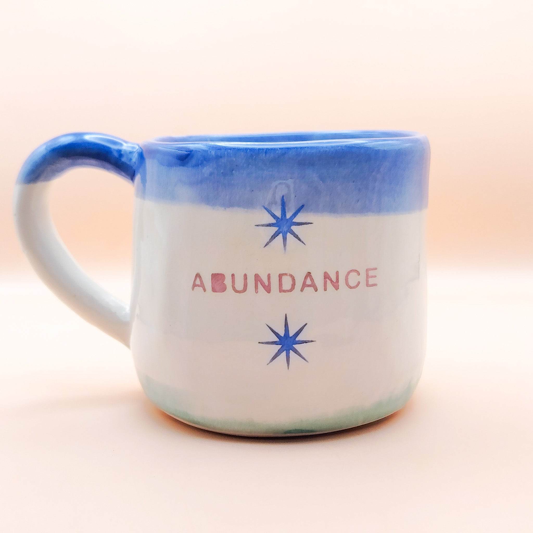 Taza con Asa - ABUNDANCE - Corazon en la frente