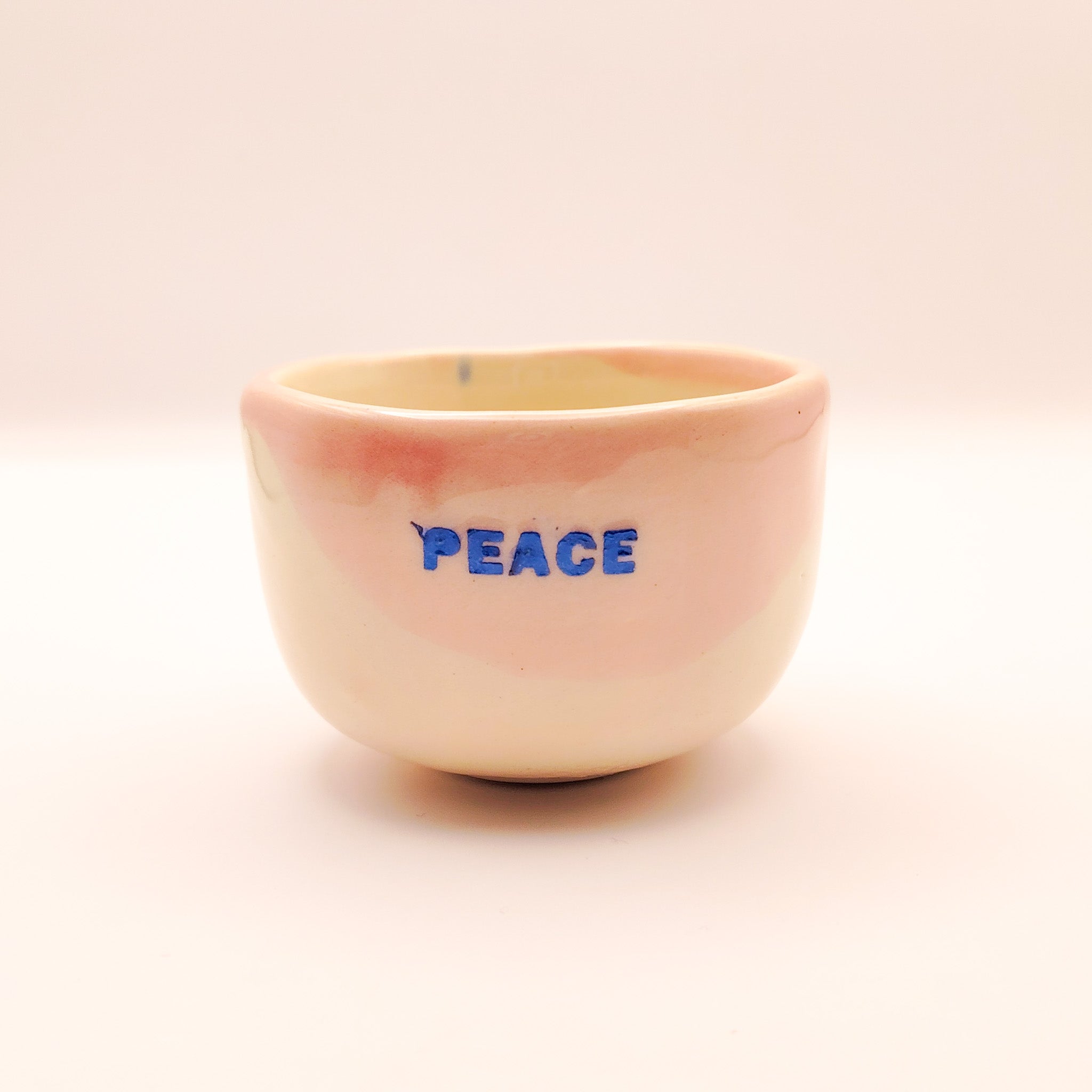 Tacito Cuenco - PEACE - Ojitos cerrados