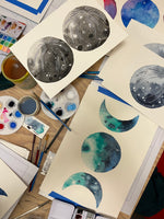 Load image into Gallery viewer, 🎨 Acuarela Paso a Paso ✨ Conoce la Técnica y Crea Planetas  con @ charlespaper · INICIA 3 o 5 de MAYO 2026
