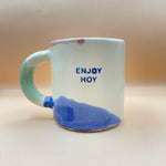 Cargar imagen en el visor de la galería, Taza con Asa - ENJOY HOY - Ojitos coquetos
