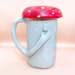 Load image into Gallery viewer, Taza Infusor Sombrero Honguito speak no evil
