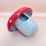 Load image into Gallery viewer, Taza Infusor Sombrero Honguito speak no evil
