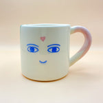 Cargar imagen en el visor de la galería, Taza con asa - TODO DESDE EL AMOR- Corazón rosa
